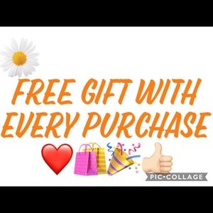 Free gift / w every purchase 👍🏻😊